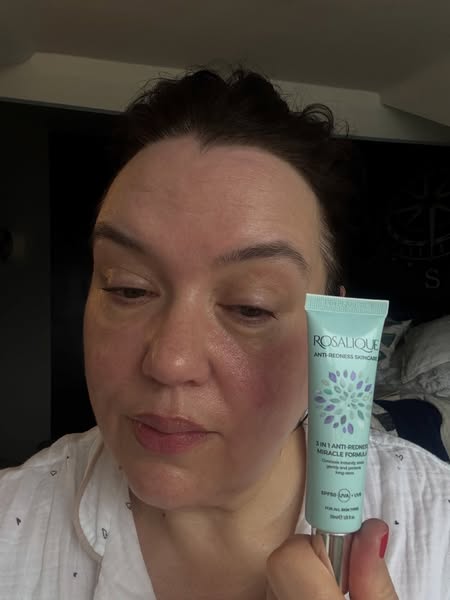 Rosalique 3 in 1 Anti-Redness Miracle Formula SPF50