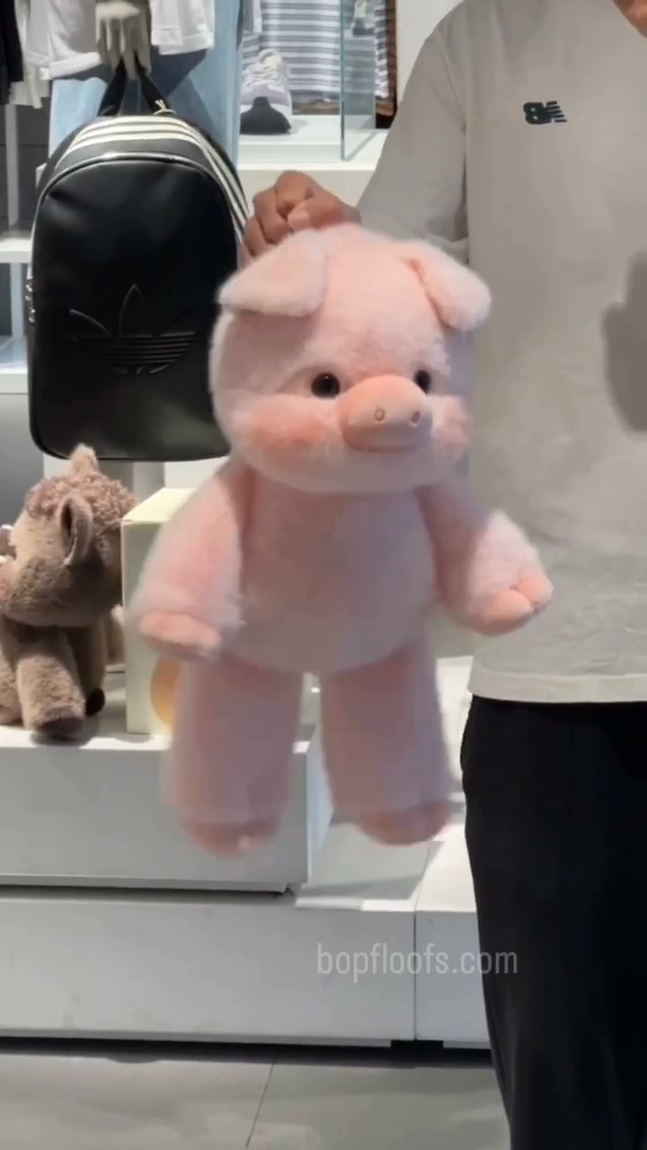 These plushies can run!