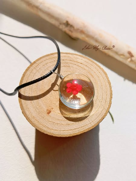 Peach Blossom Full Moon Oval Pendant Necklace Red-No