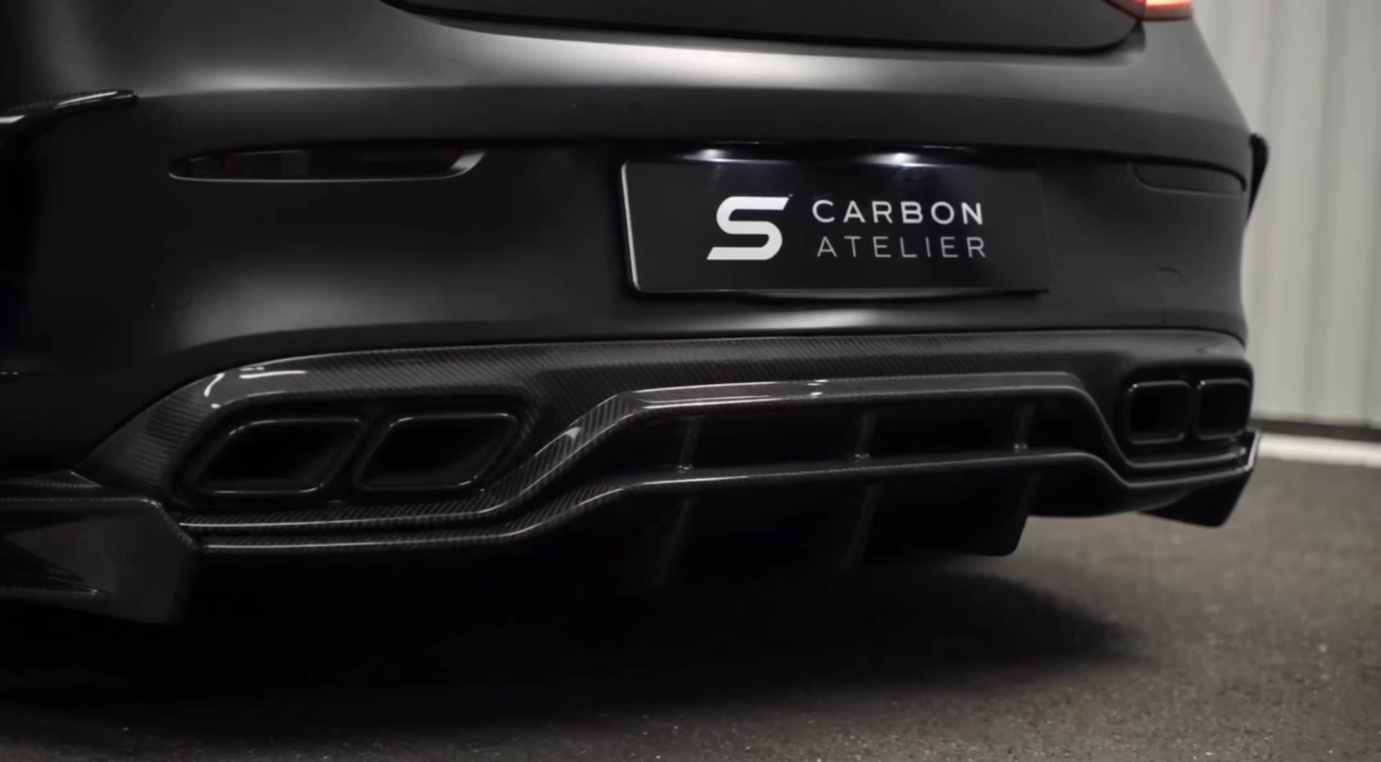 Premium Carbon Fiber For Mercedes