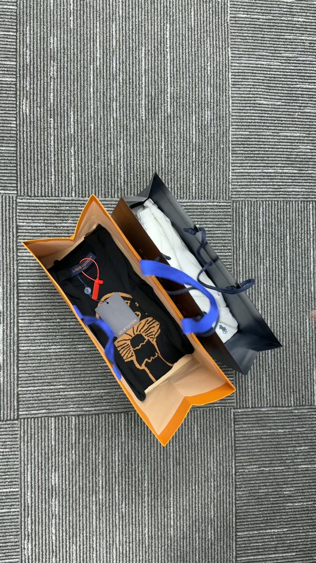 Free Shipping