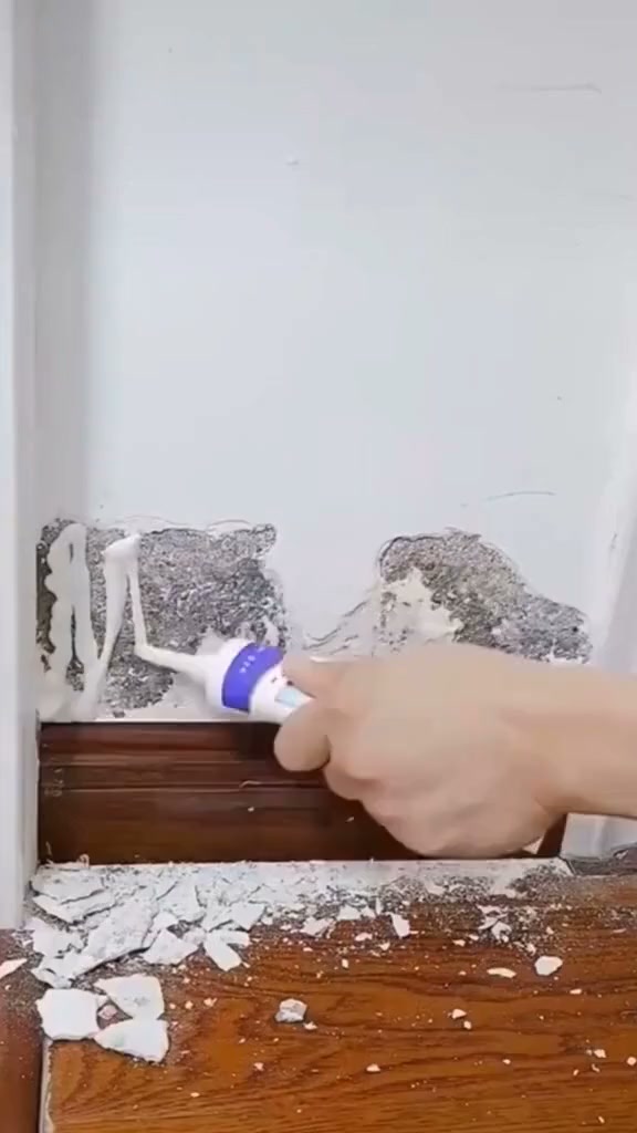Die magische Paste für Wandreparaturen