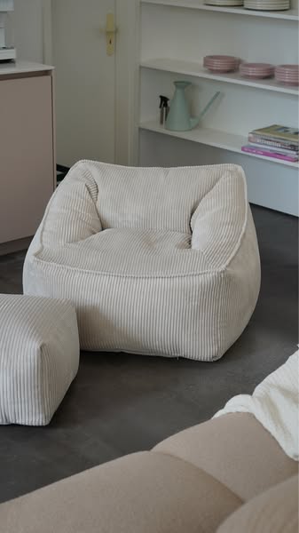 Gemütlicher Cord Sessel