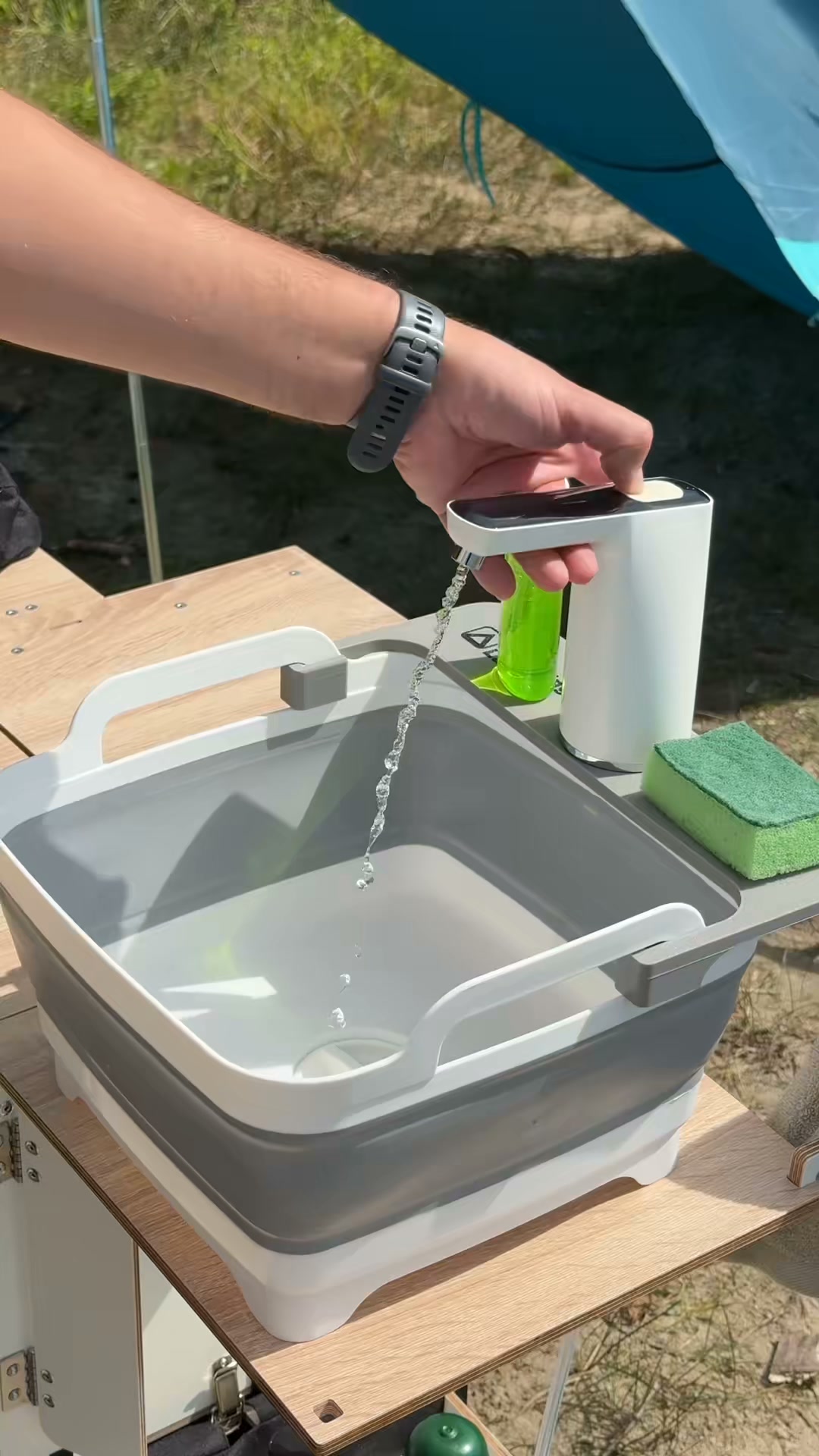 Running Water Anywhere—No Plumbing Needed