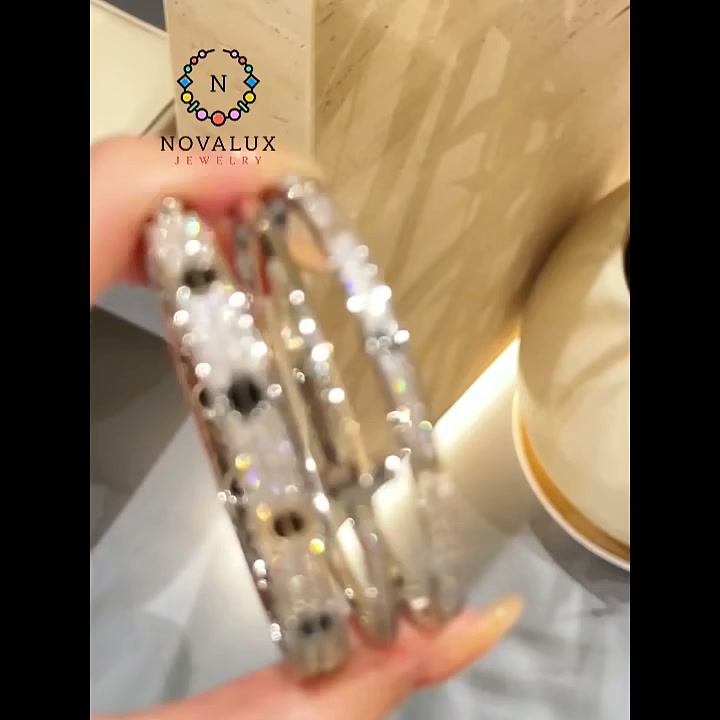 Meaningful Fine Jewelry — A Dream‑Like Gift