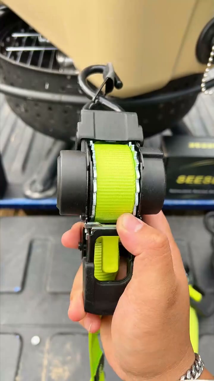 Stop Wrestling With Tangled Straps