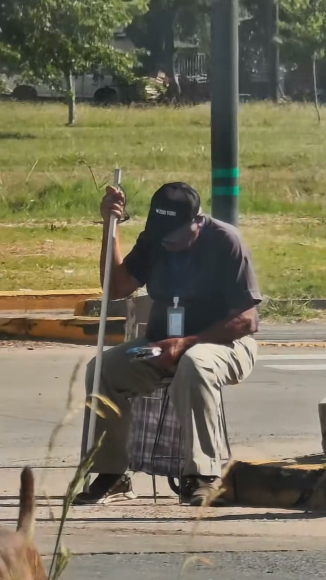 At 72, He Still Goes Out to Work