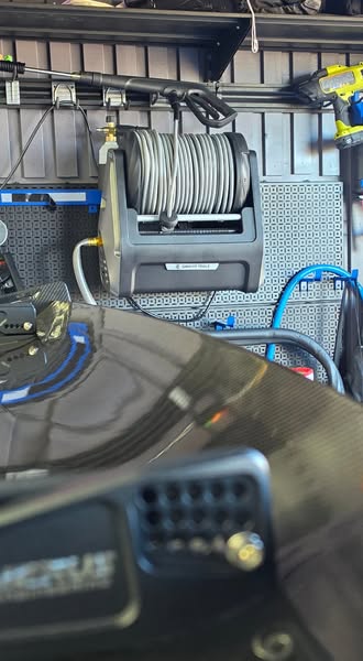 Zero Garage Chaos: Keeps your driveway clean and tidy.