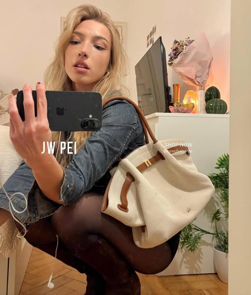Collection Hana – E-SHOP OFFICIEL JW PEI FR
