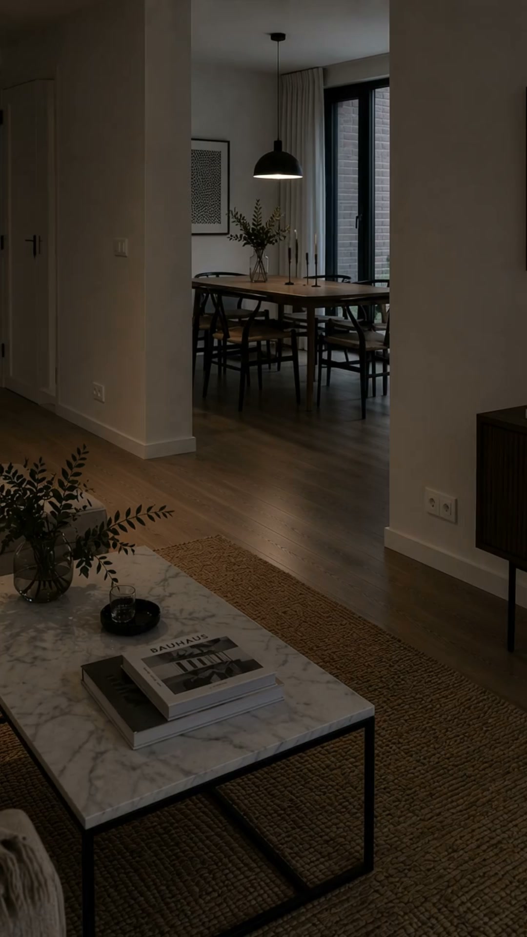 Cambia la luz, no los muebles.