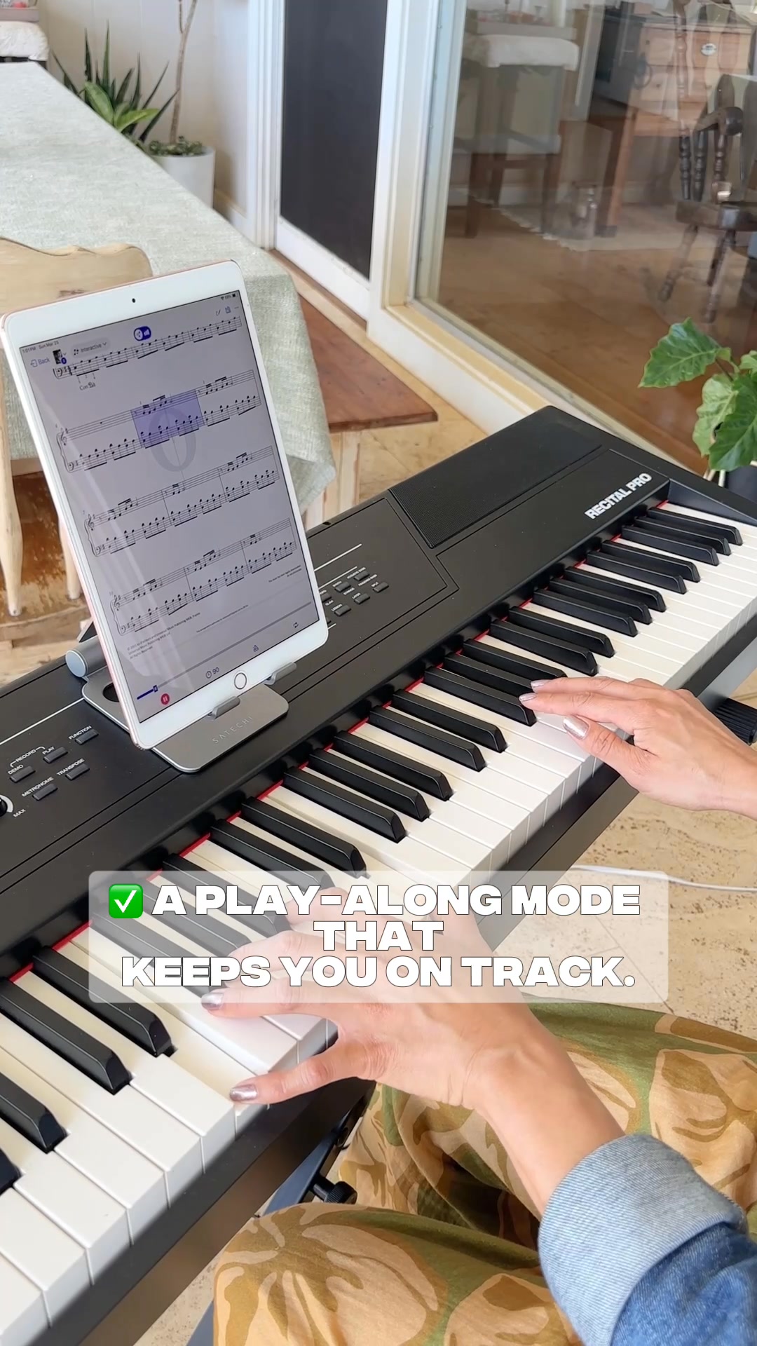 Level up your piano playing! Try OKTAV for free!