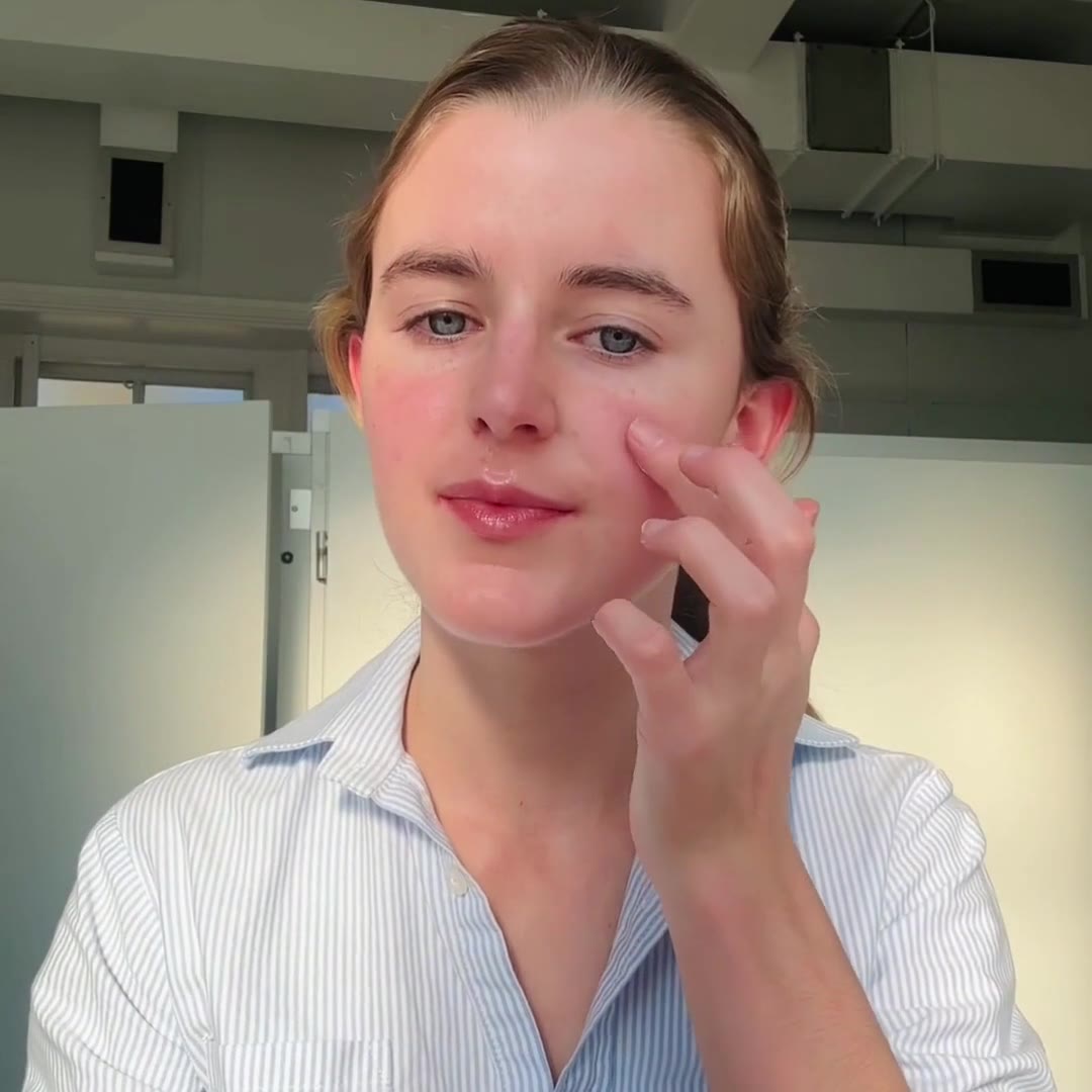 How do I get my Teen or Tween to wear SPF? - Spots & Stripes