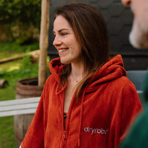 Throw on. Zip up. Go.