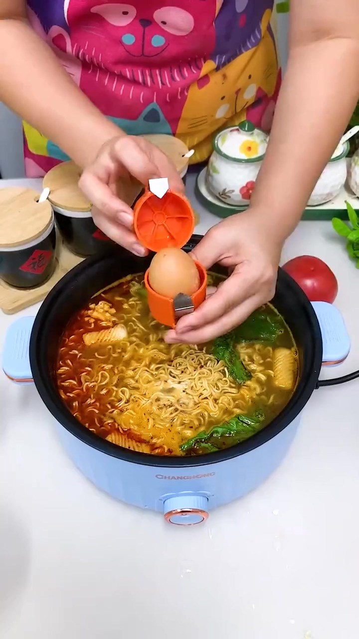 Efficient Egg Cracking Tool, Handy Egg Separator