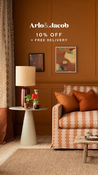 10% Off + Free Christmas Delivery