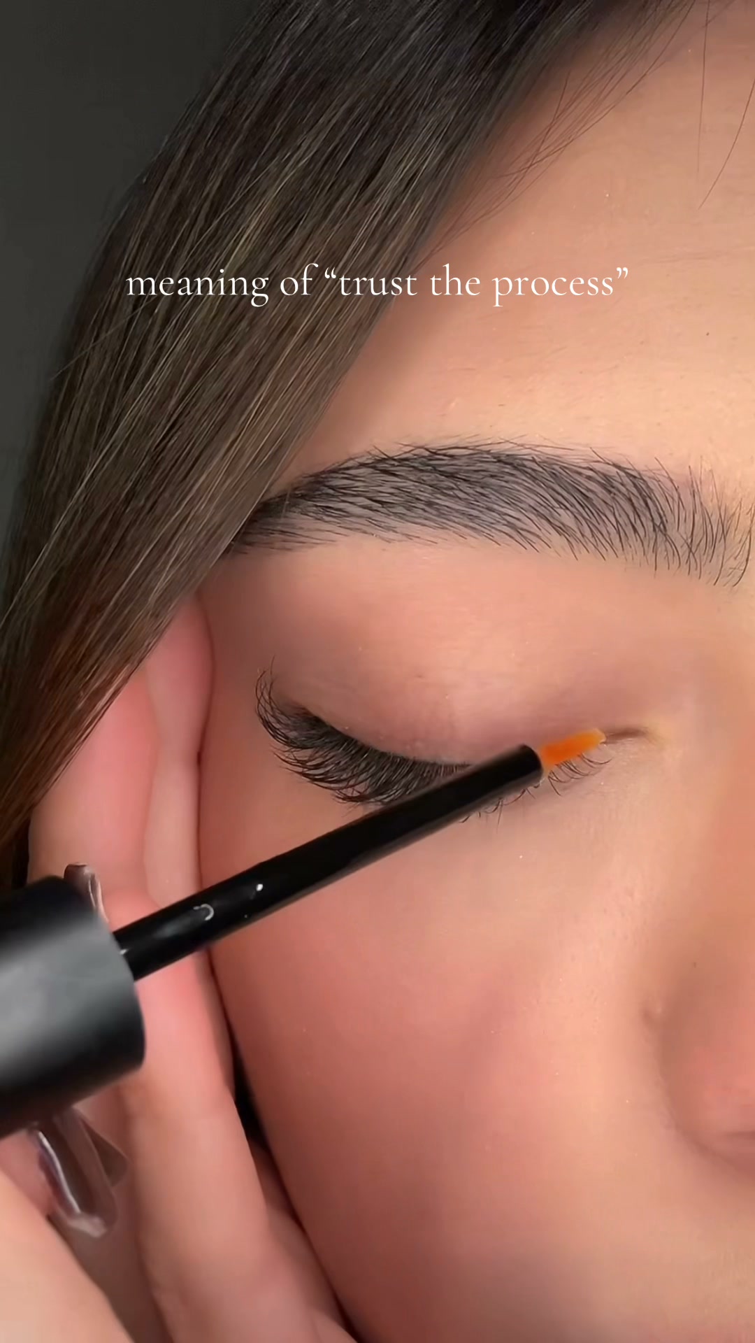 Längere Wimpern. Mehr Wow.