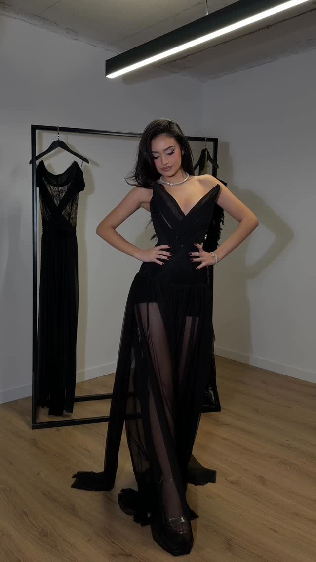 Aurèlia Black Edition by OXA