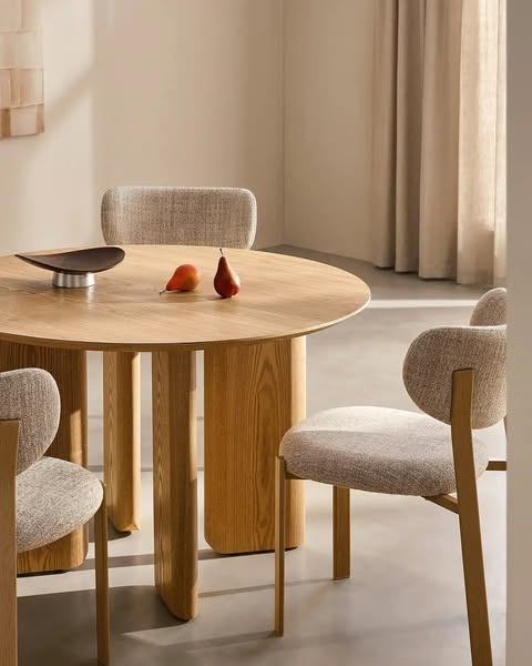 CLIPOP Bramley Table, Round & Cosy