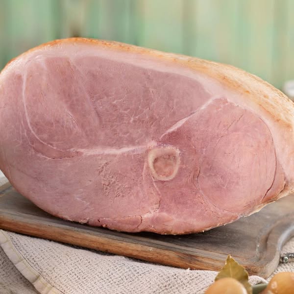 Wiltshire Ham Half Bone-In Smoked - Min 2.6kg - DukesHill - Premium Ham