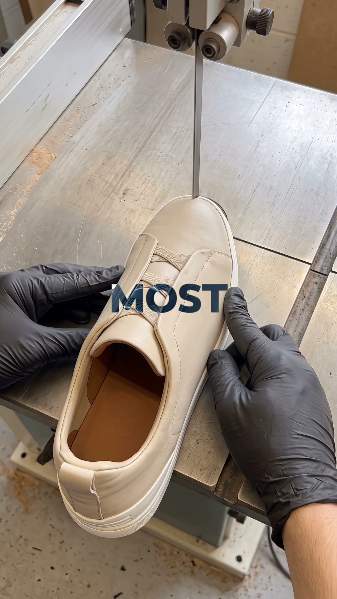 Auró - Positano Trainer