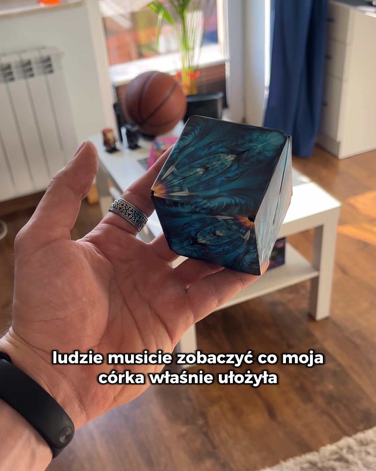 72 kształty z jednej kostki - i tablet w szufladzie