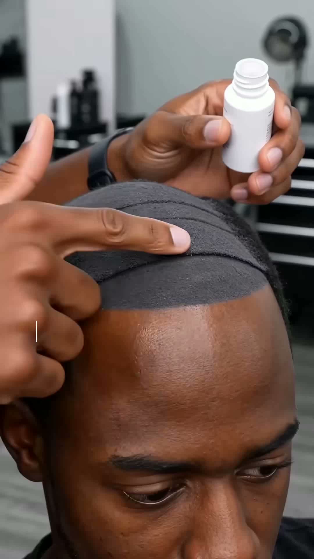 Spray. Blend. Lock.