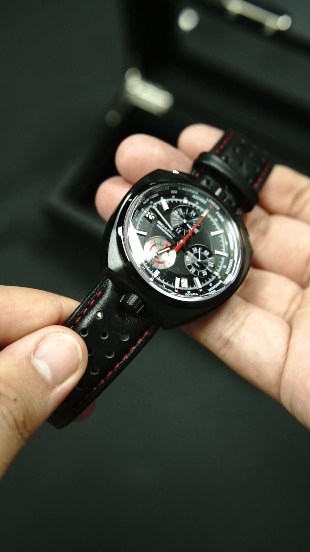 Your Daily Bull Head Chrono-15% OFF First