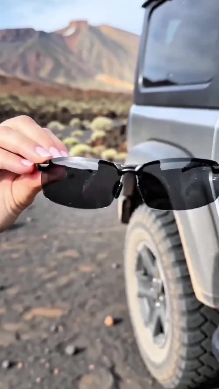 New-Photochromic Sunglasses with Anti-glare Polarized Lens