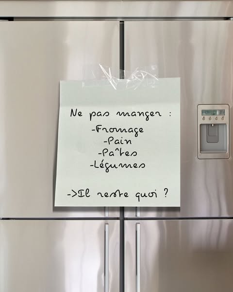 Cette liste sur ton frigo, elle s'allonge depuis des mois. Et ton ventre gonfle encore...