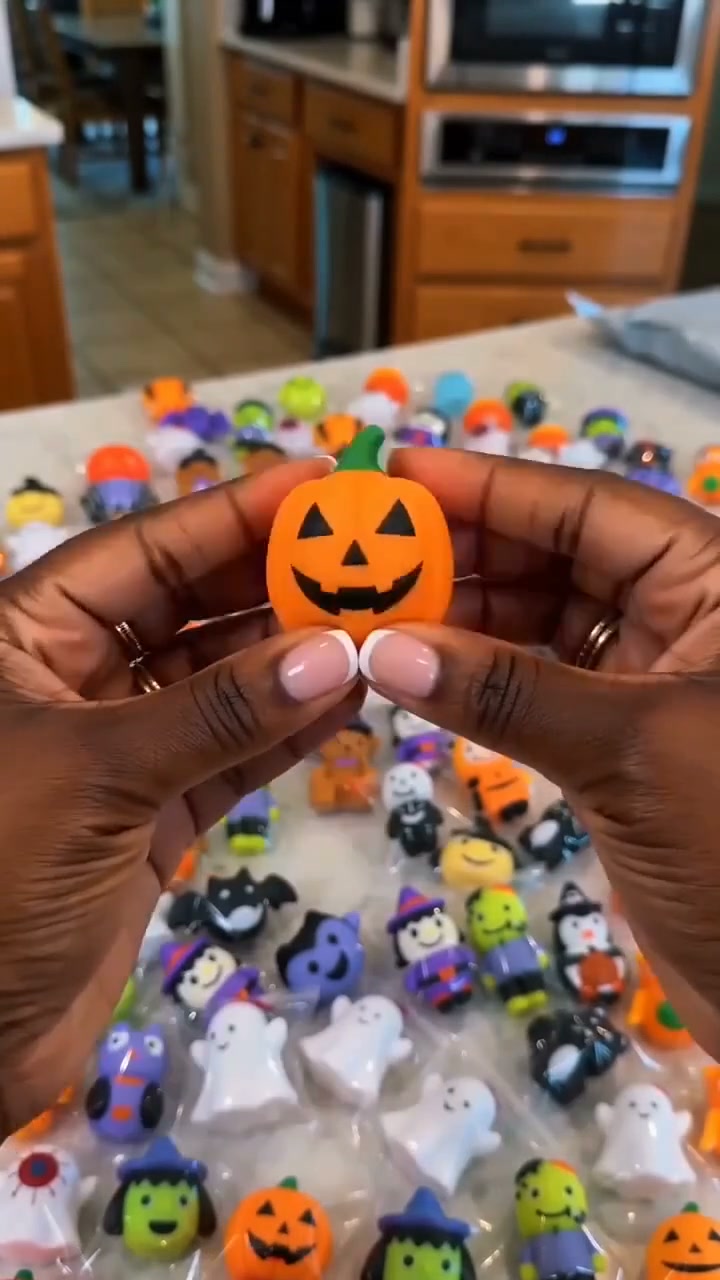The cutest little Halloween surprise is here!