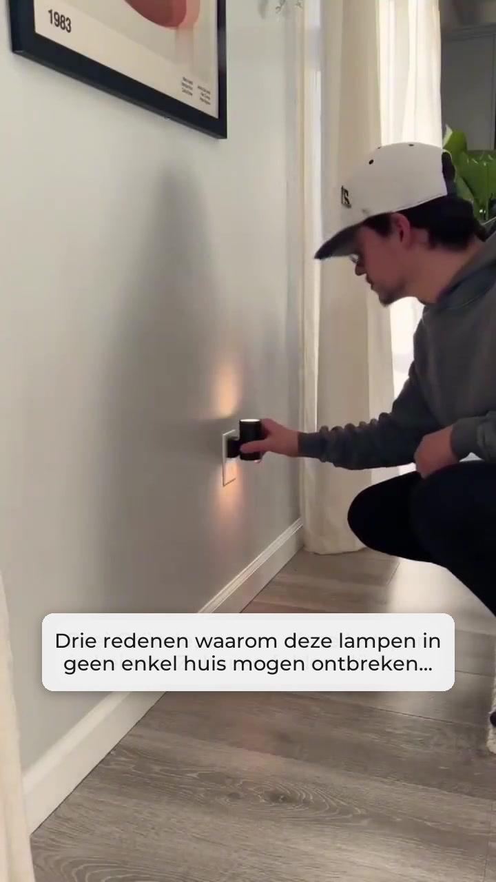 De lamp die 's avonds vanzelf aangaat