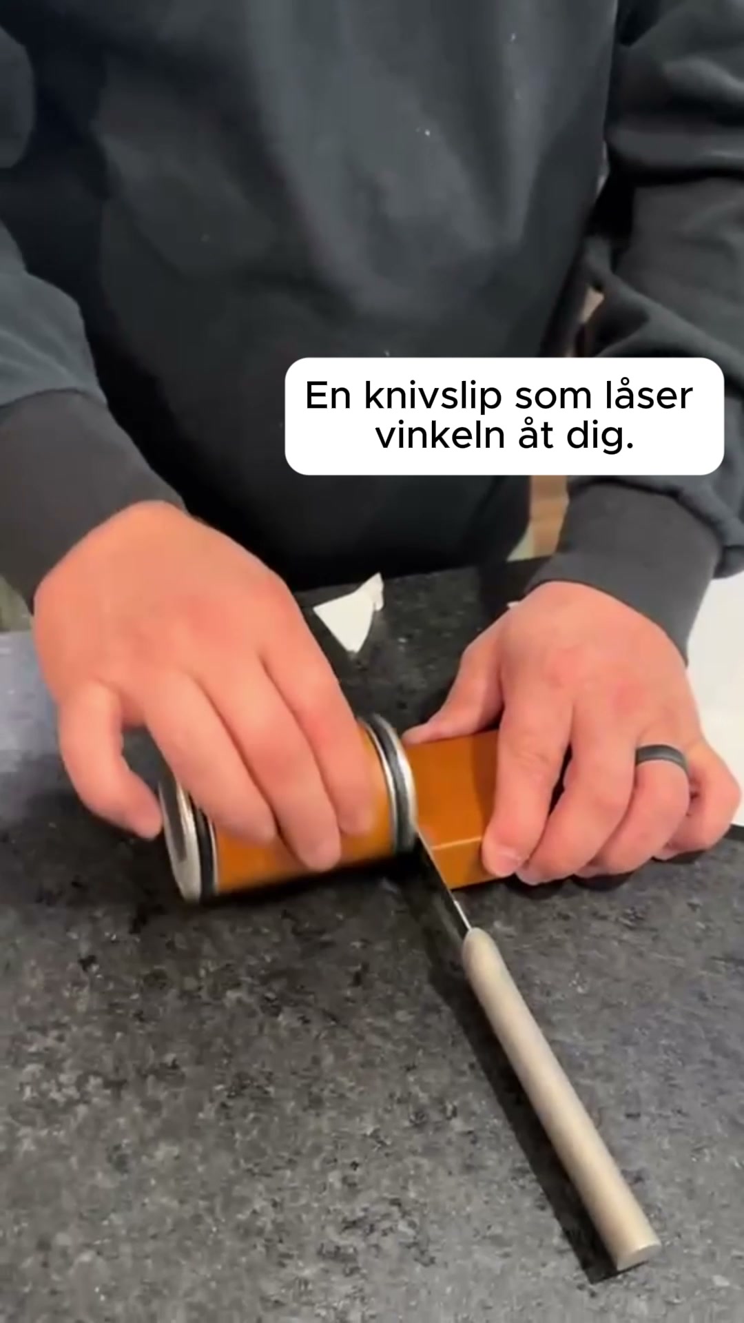 Något han inte köper själv