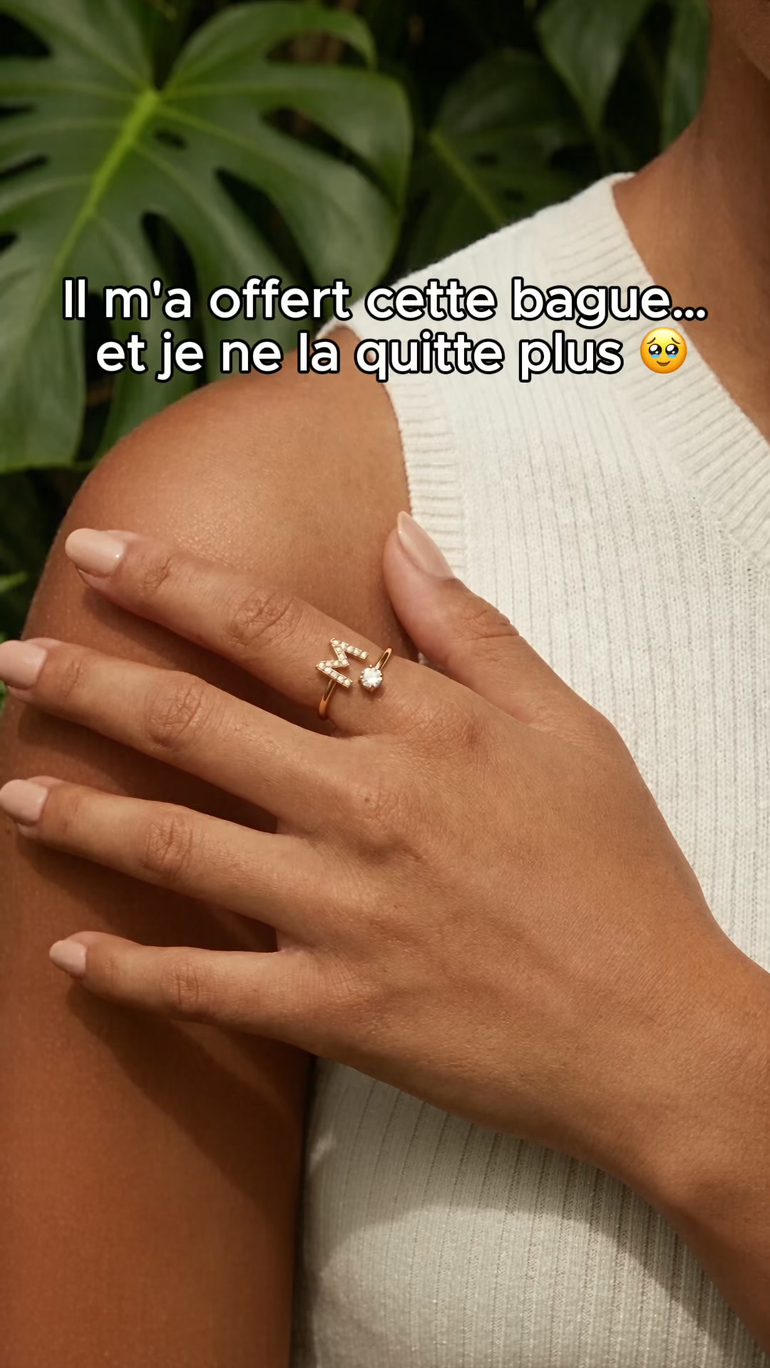 Son initiale, pour toujours