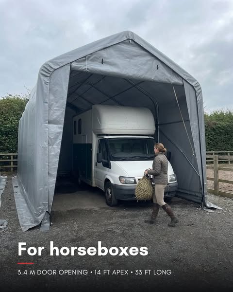Horsebox Shelter, 33 x 14 ft