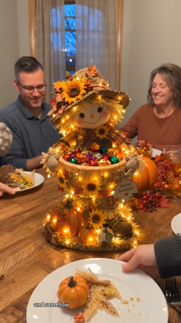 Fall Décor That Holds the Treats
