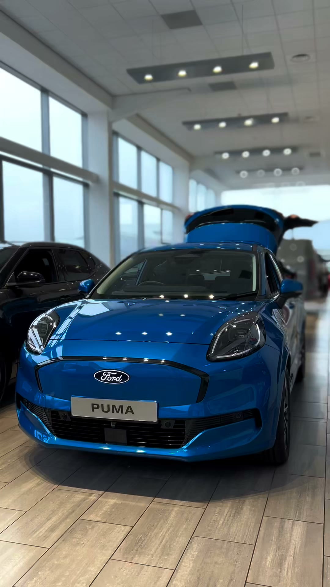 Meet the team at Perrys Ford Dover!