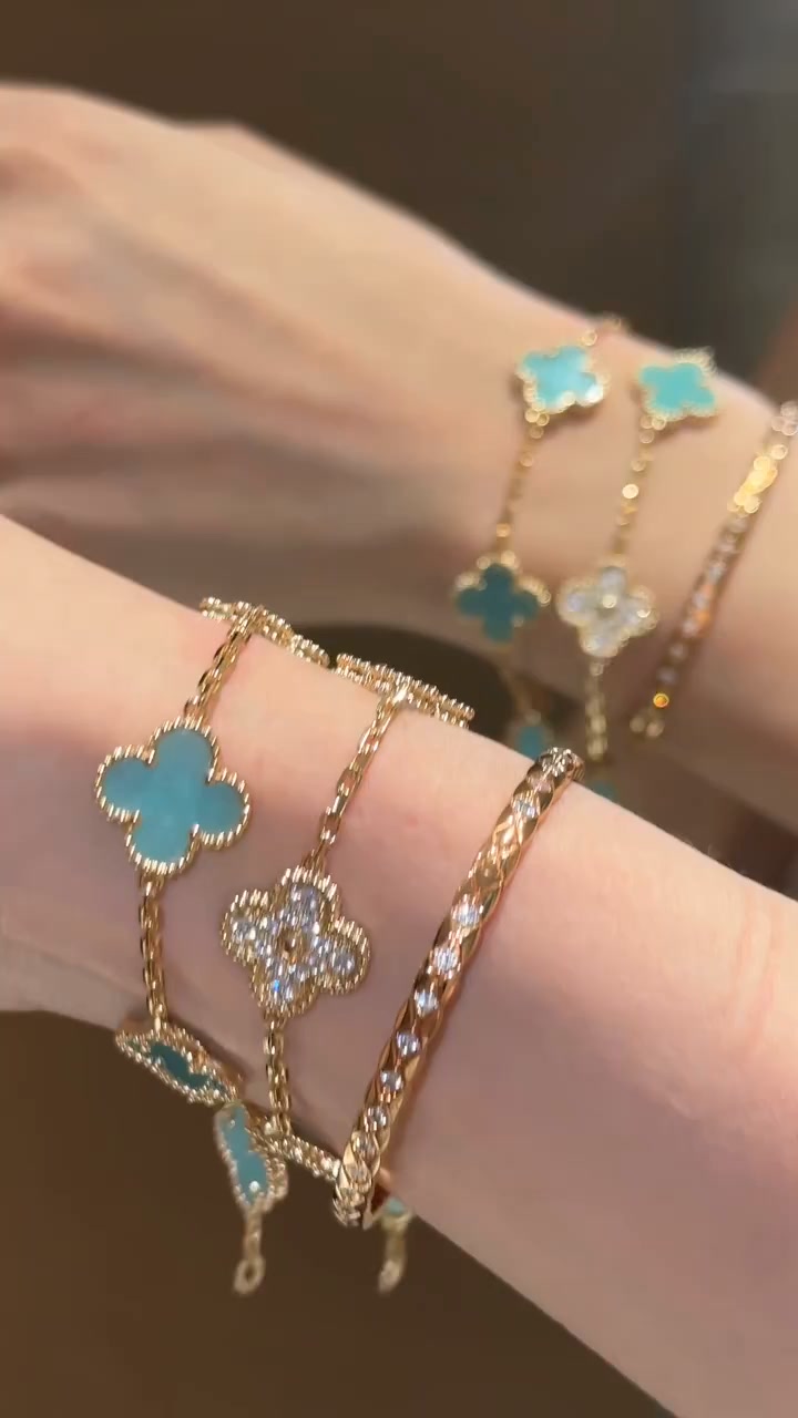 Buy 2 get 20% off ,Buy 3 get 30% off