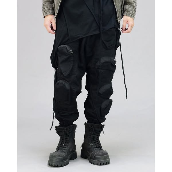 Wasteland Tapered Cargo Pants