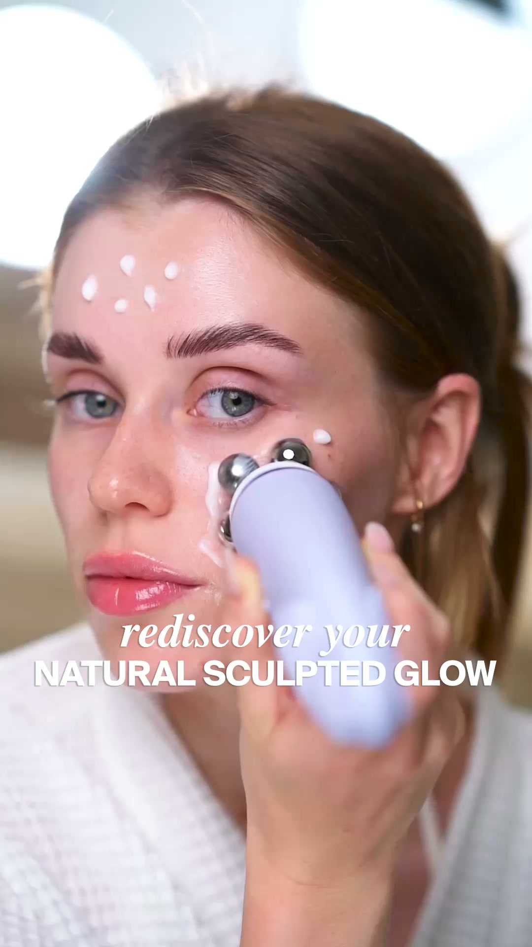 Glidelif Multi-Beauty Wand for your natural glow