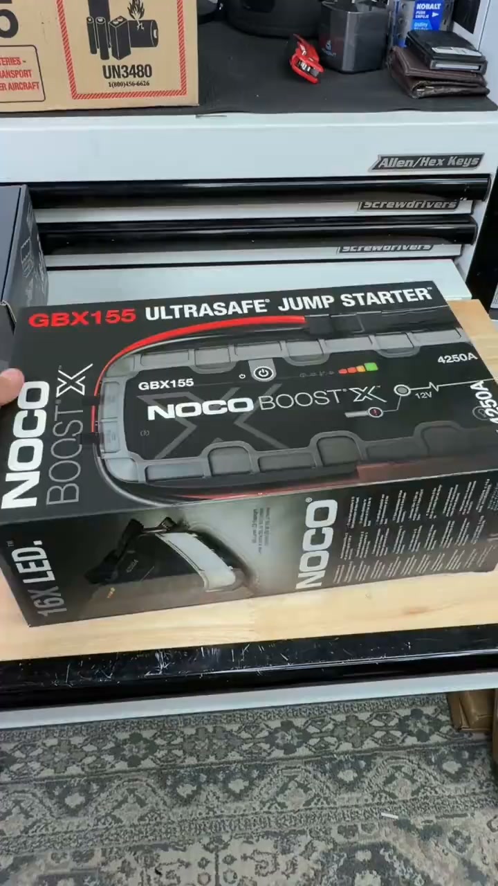 GBX155 – Jump Starter + Power Bank. Dual USB. Always Ready.