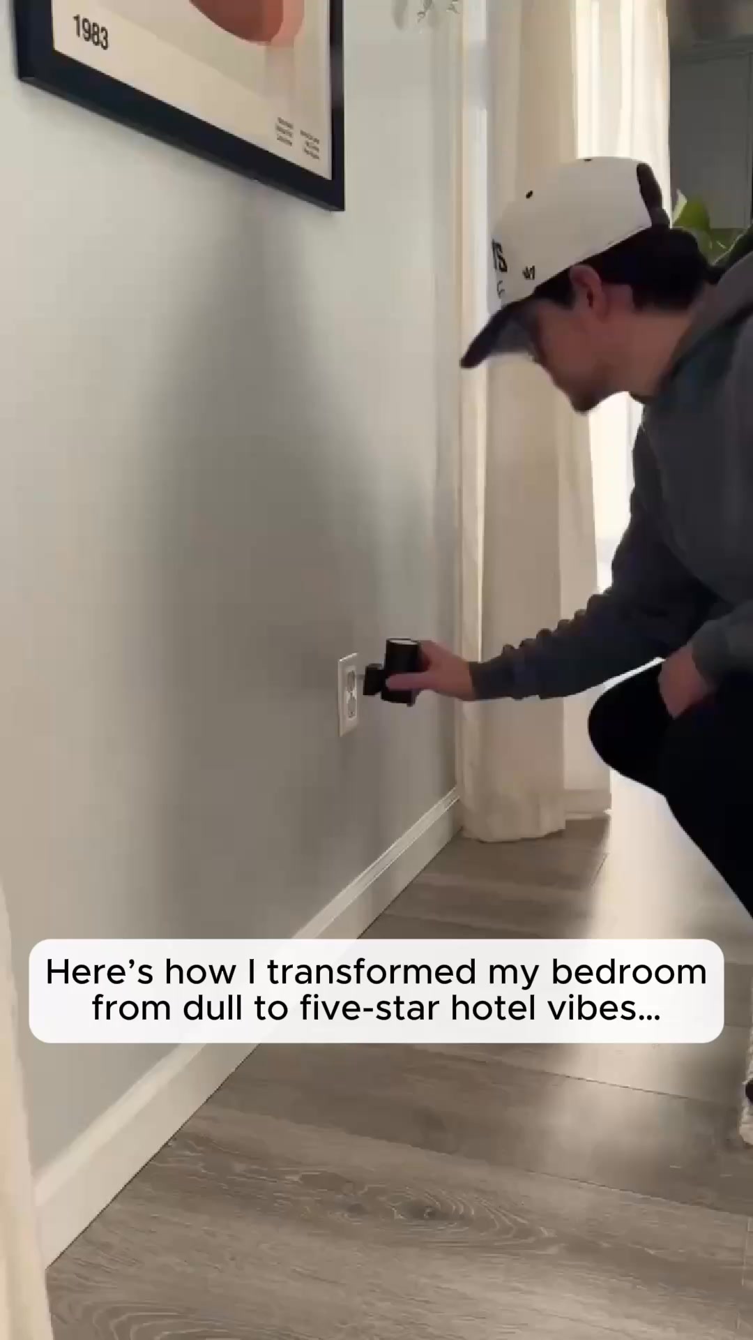 The lamp that turns itself on – every evening