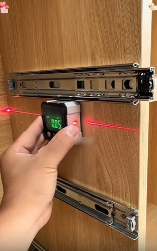 4-Side Magnetic Digital Angle Gauge with Laser