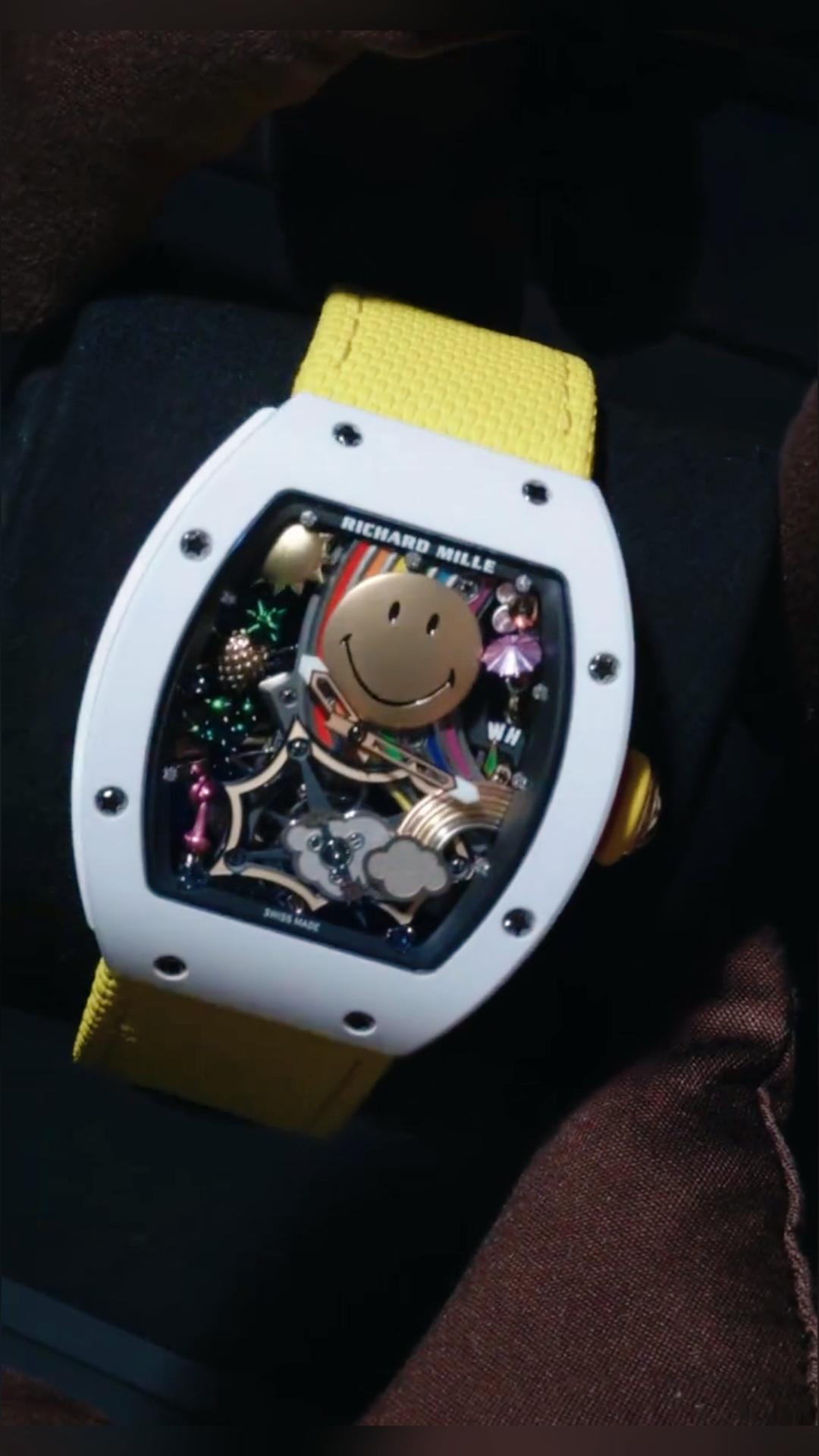 RM-88 Smiley — Bold & Distinctive