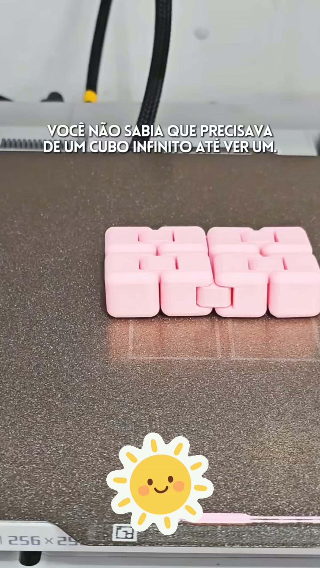 O Cubo Que Nunca Acaba