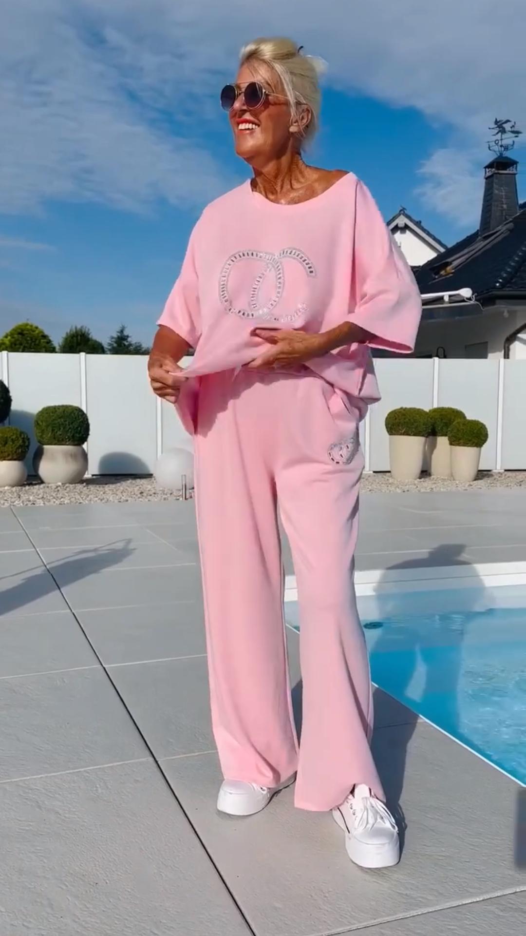 Chic Without Trying Too Hard