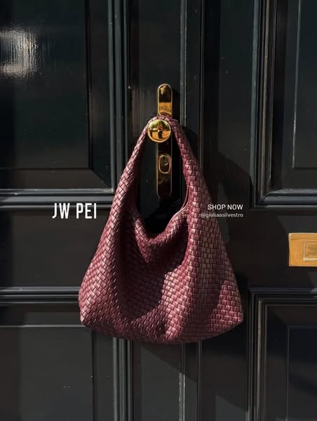 Iaura Collezione – JW PEI Italy Official