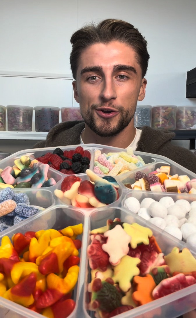 FREE Sweet Gift with £25+