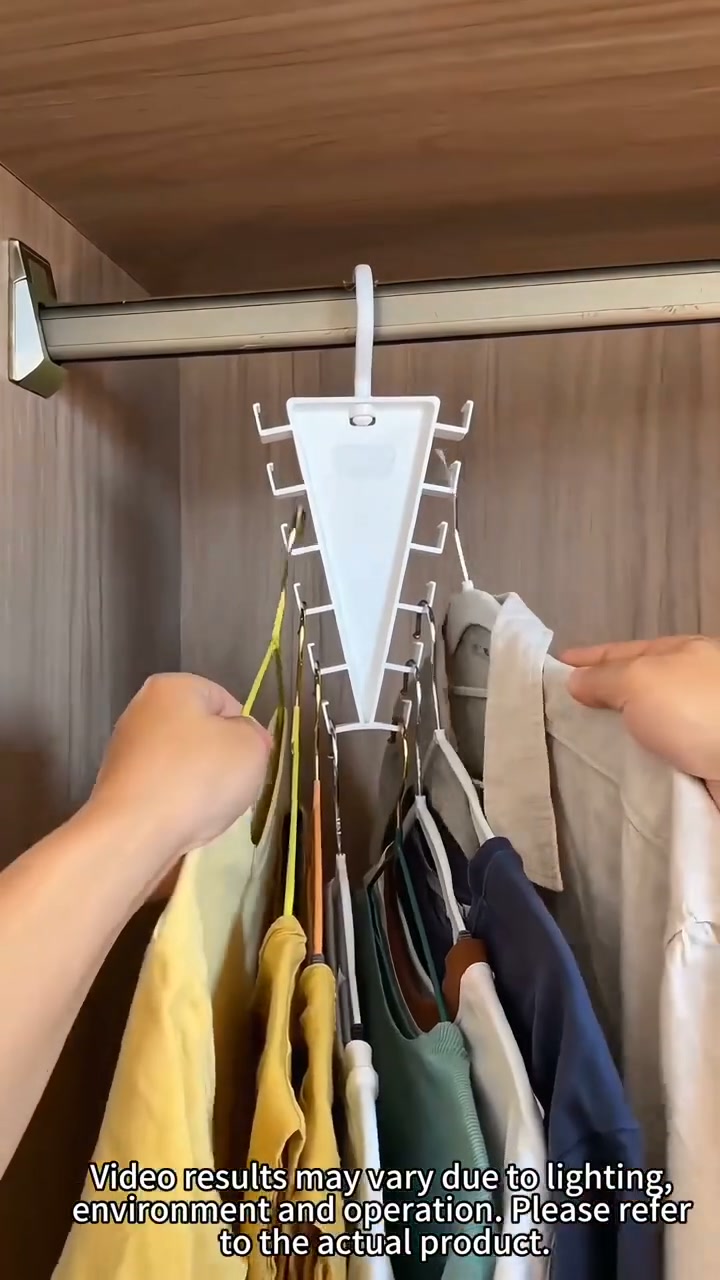 Rotating V-Shaped Accessory Hanger