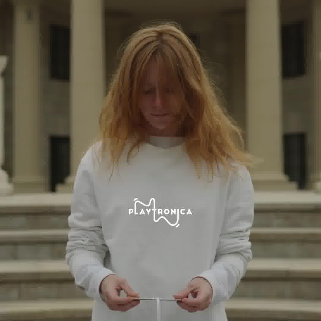 Anúncio de Playtronica