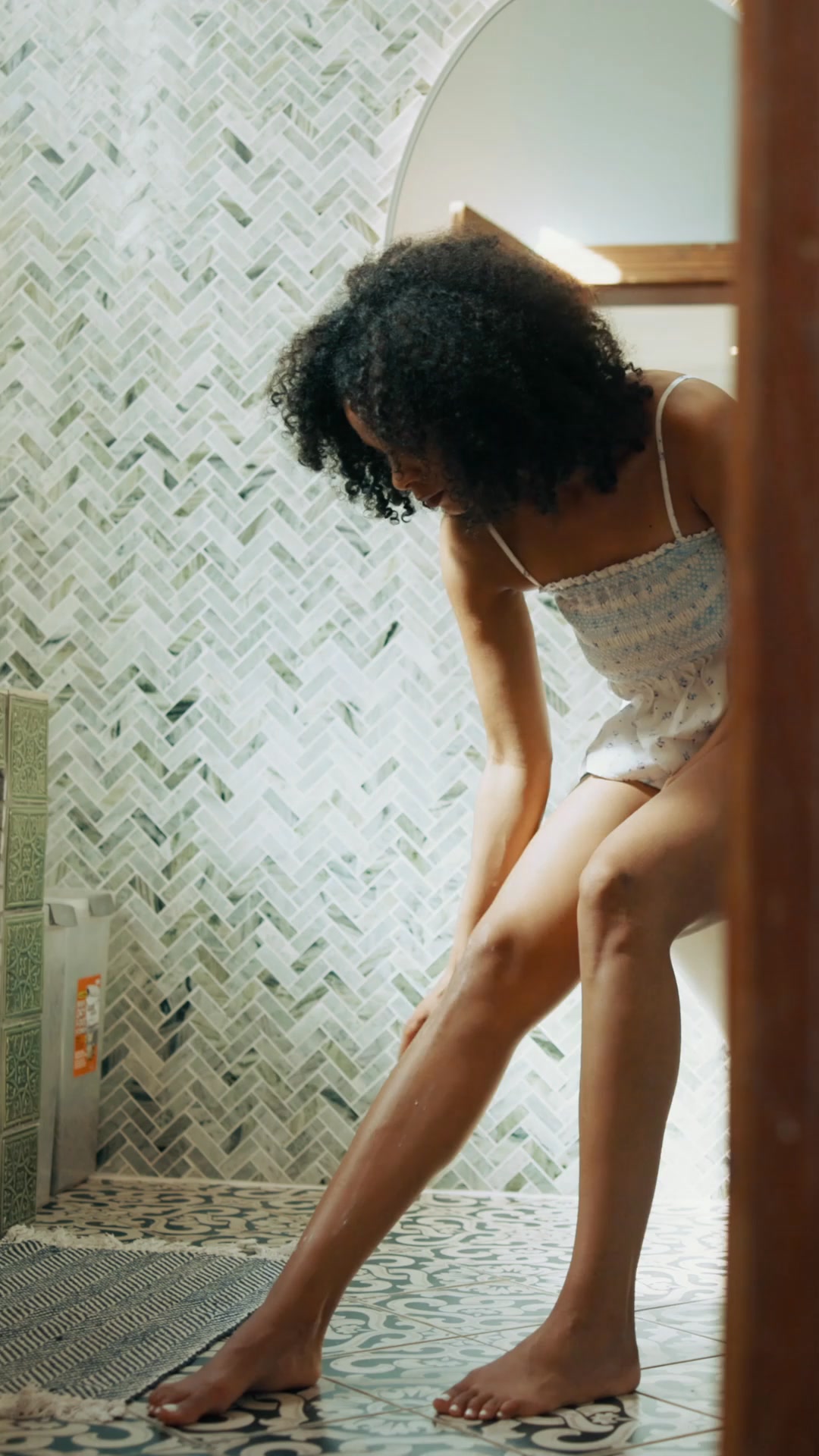 Women Get Faster & Burn-Free Shave with ‘Fingertip Control’ Razor